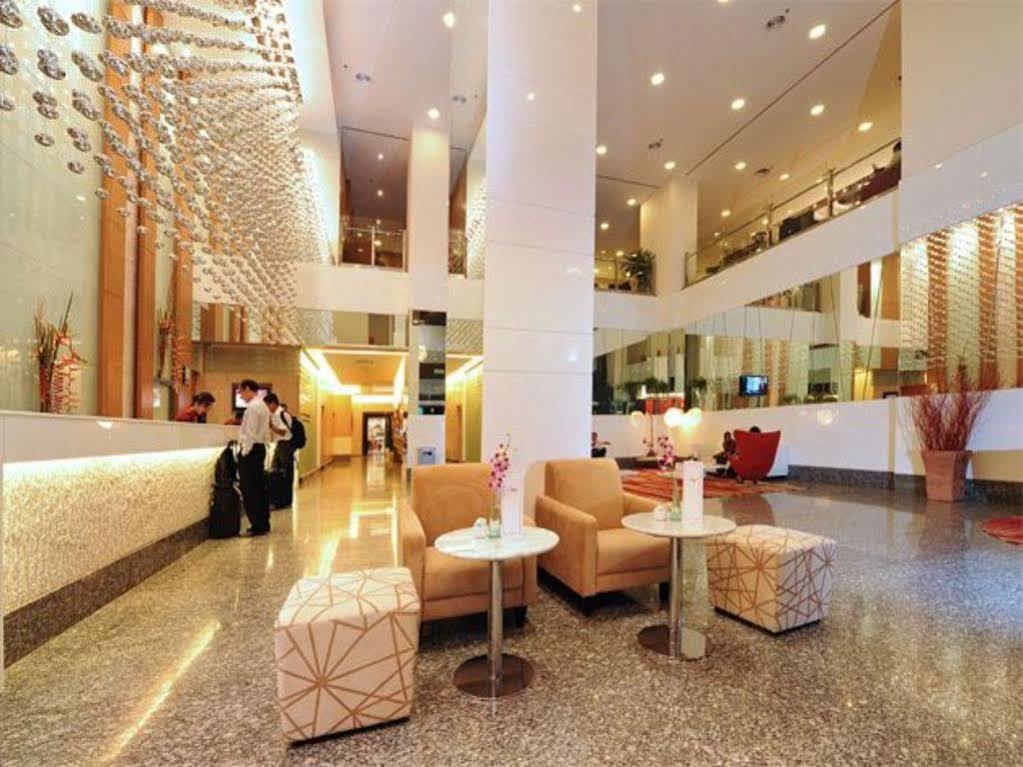 Grand Borneo Hotel Kota Kinabalu Eksteriør bilde